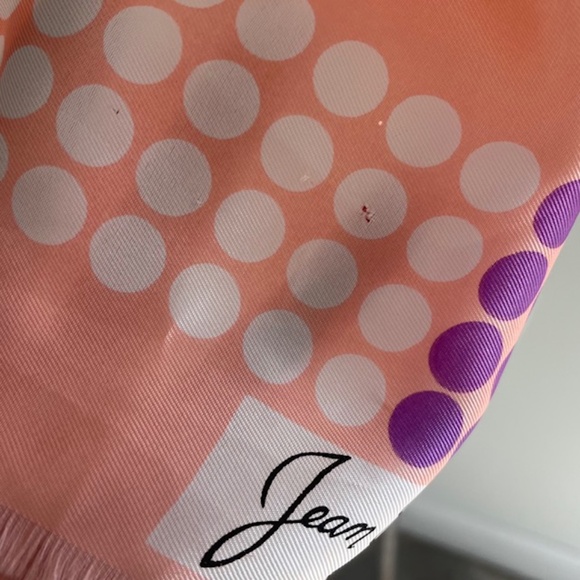 Jean Ete Vintage PolKa Dot Pink Scarf - Picture 4 of 4